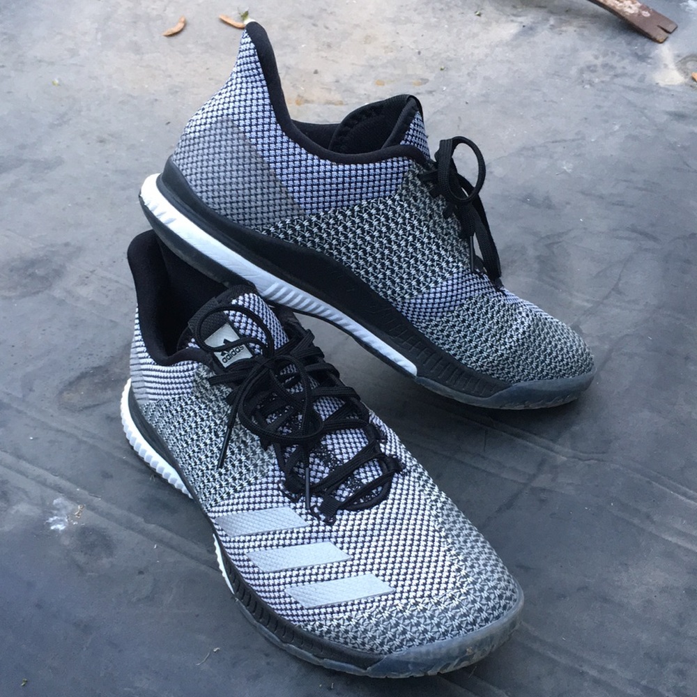 Adidas tennis shoes